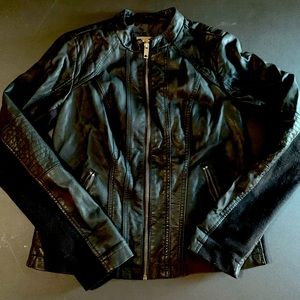 Maurices Moto Jacket faux leather sz S